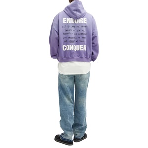 Felpa con cappuccio oversize da uomo in cotone French Terry 450 gsm, stampa personalizzata <span class=keywords><strong>a</strong></span> rilievo, serigrafia, stampa DTG, effetto distressed, modello cropped. - Product Image 3