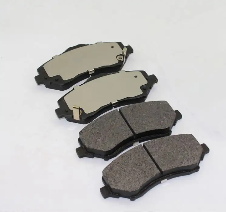 Free Gifts Auto Brake System Brake Pads For Aston Matin For Nissan Qashqai For Toyota Corolla