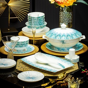 Service de vaisselle en céramique de Jingdezhen et porcelaine fine, ensemble de plats et de vaisselle pour la maison, cadeau, service d'assiettes de dîner pour hôtel - Product Image 4