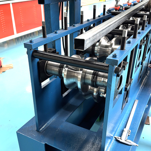 آلة تشكيل الأنابيب المربعة والمستديرة، معدات بثق الأنابيب المعدنية المستديرة غير المنتظمة الشكل، معدات الأنابيب المربعة - Product Image 5