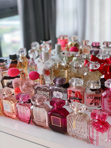 น้ำหอมขายส่ง 100 มล. กลิ่นหอมลับเฉพาะ น้ำหอมระงับกลิ่นกาย น้ำหอมวิคตอเรียสำหรับผู้หญิง - Product Image 2