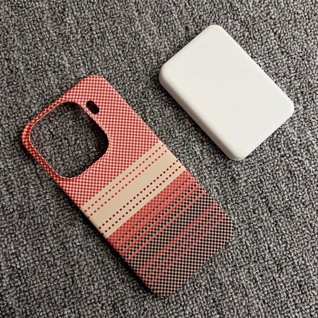 Magnetic Phone Cases for Oppo Find X8 Pro Light Weight Anti Shock Light Weight Carbon Fiber Pattern Phone Cover