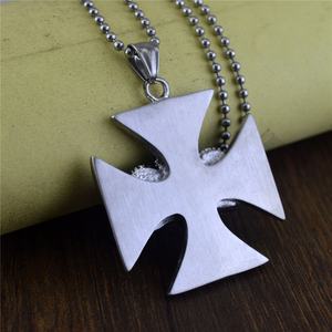 ויקינג תכשיטים עתיקים כסף פאנק משולש עיניים אדומות גולגולת צלב תליון נירוסטה עבור גברים - Product Image 5