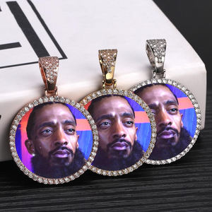 Colgante personalizado de latón con forma redonda y borde de circonia cúbica, collar con foto personalizada, regalo de memoria con imagen personalizada - Product Image 6