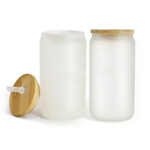 In fabbrica ben fornito a caldo 12oz 16oz chiaro smerigliato sublimazione sbozzino bicchiere bicchiere di vetro lattina di birra tazza con coperchio di bambù e paglia