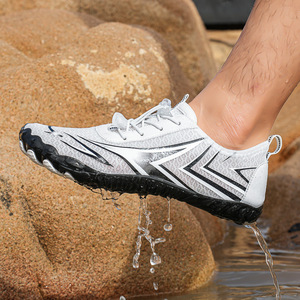 Chaussures d'eau en maille à séchage rapide avec semelle extérieure en caoutchouc unisexe pour l'été, la plage, la randonnée, le trekking, les sports de plein air, légères et à semelle souple - Product Image 1