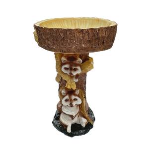 Mangeoire à oiseaux en résine en forme de souche d'arbre, ronde, pour cour, ornement artisanal, dispositif d'alimentation pour oiseaux, décoration design, petit raton laveur - Product Image 1
