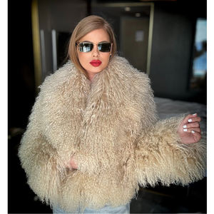 Vestes en fourrure moelleuses et chaudes d'hiver, manteaux en fourrure de mouton bouclée naturelle, manteaux en fourrure de mouton de Mongolie pour femmes - Product Image 1