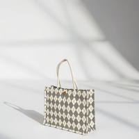 Sac fourre-tout en toile d'herbe de lettre aléatoire en gros, réutilisable en usine avec boutons cachés pour un usage quotidien et des cadeaux personnalisés