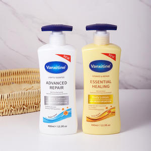 Loción corporal personalizada con manteca de cacao que hidrata, elimina la piel seca, ilumina el tono de la piel, humecta y tiene una fragancia duradera. - Product Image 4