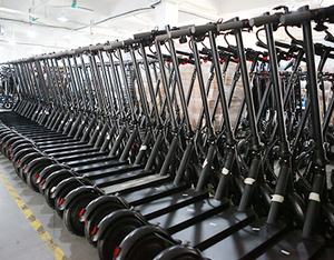Scooter Eléctrico Personalizado de 350-500W, Envío desde China, el Scooter Más Popular, Disponible en Almacenes de la UE y EE. UU. - Product Image 4