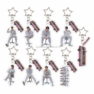 2PCS KPOP J-Hope Jungkook V Porte-clés en acrylique Jimin Suga <span class=keywords><strong>RM</strong></span> <span class=keywords><strong>Jin</strong></span>, breloque imprimée double face, porte-clés de sac, souvenir pour fans, cadeau - Product Image 1
