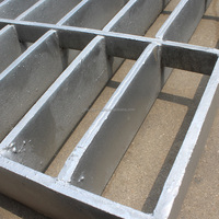 Grille en acier inoxydable à espacement large, antidérapante, robuste, galvanisée, pour passerelle de sol, plateforme, pas de 50 mm, drainage élevé pour mur