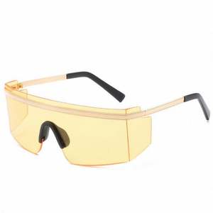 2021 New Arrivals Fashion One Piece Lens Sunglasses <b>Large</b> <b>Frame</b> Sunglasses UV400 Women Metal Sunglasses - Product Image 4