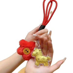 Porte-clés en or pur 999, pendentif de téléphone portable en peluche, ornement de sac en forme de cheval doré, cadeau pour l'Année du Cheval 2026 - Product Image 5