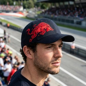 Gorra Red Bull Adrenaline RRI con logo bordado - Product Image 2