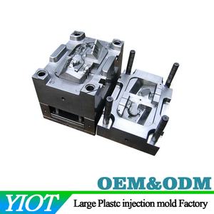 Fábrica China YIOT: Molde de inyección de plástico de precisión personalizado de alta calidad para pasacables de escritorio de gaming - Product Image 2