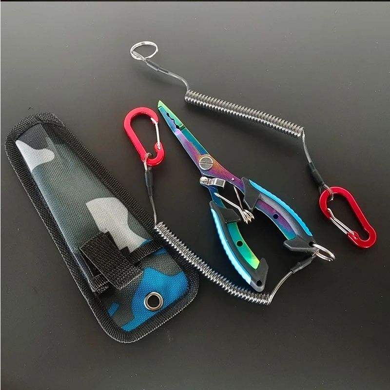 กรรไกรสีน้ำเงินไทเทเนียมสี715