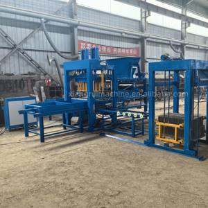 Endüstriyel otomatik çimento beton içi boş blok tuğla makinesi QT4-15 - Product Image 2