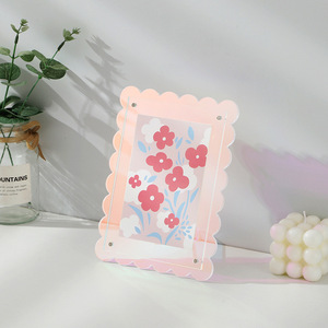 กรอบรูปอะคริลิคแม่เหล็ก ขอบหยัก สำหรับตั้งโต๊ะหรือแขวนผนัง - Product Image 5