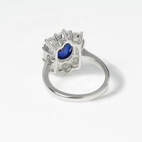 Bague de fiançailles de luxe en argent sterling 925, ovale, saphir bleu de 2 carats cultivé en laboratoire avec moissanite de haute qualité D VVS