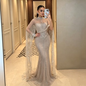 Robe de soirée sirène perlée couleur nude Serene <span class=keywords><strong>Hill</strong></span> LA73534 avec cape à col montant assortie pour femme, idéale pour invitées de mariage 2026 - Product Image 3
