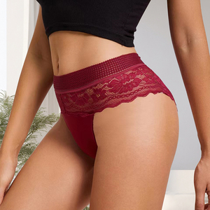 Disponibili: <span class=keywords><strong>Slip</strong></span> da Donna <span class=keywords><strong>in</strong></span> Pizzo Trasparente con Dettagli Traforati, Vita Media, Sexy e Confortevoli - Product Image 2