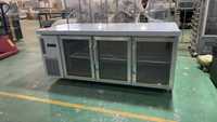 Table de travail réfrigérée commerciale en acier inoxydable pour cuisine de restaurant, avec refroidissement par air sous comptoir et contrôle numérique