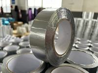 Ruban adhésif en aluminium sans doublure pour l'isolation et l'étanchéité des toitures avec barrière thermique réfléchissante et durabilité à long terme