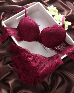 New Style Sexy Lace <strong>Teen</strong> Bra and <strong>Panty</strong> for Young Girls - Product Image 3