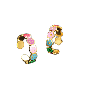 แหวนสแตนเลสสตีลชุบทองรูปดอกเดซี่เล็ก ดีไซน์ใหม่ทันสมัย ได้รับการรับรอง QX สำหรับผู้หญิง เหมาะสำหรับงานแต่งงาน งานหมั้น หรือเป็นของขวัญ - Product Image 1