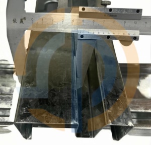CTstud 92mm Galv. Perfiles Metálicos para Tablaroca, Canales Metálicos para Techos y Montantes Metálicos de Alta Resistencia para Paredes Divisorias de Gran Vano - Product Image 4