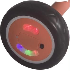 Tricycle pour enfants en gros avec barre de sécurité, vélo <span class=keywords><strong>à</strong></span> pédales orange pour enfants, vente en gros de tricycles pour tout-petits avec lumière et musique - Product Image 5