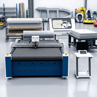 Cutter CNC de précision haute vitesse à commande automatique pour la fabrication de structures gonflables, de bâches en PVC et de matelas pneumatiques