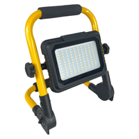 Lampe de travail LED rechargeable au lithium 6V DC, trépied pliable, IP44, 1500 lumens, blanc chaud, angle de faisceau 120°, portable pour atelier