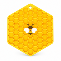 Tapis de léchage hexagonal en silicone alvéolé portable pour animaux de compagnie, distributeur lent pour chiens et chats (aliments humides) - Vente en gros