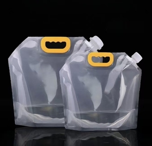 Pochette pliable personnalisée grand format avec bec verseur et poignée, en plastique stérilisable, pour <span class=keywords><strong>lait</strong></span>, bière, eau, boissons et jus - Product Image 1