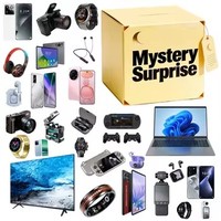 8-delige Digitale Hoge Kwaliteit Mystery Box OEM Mystery Box Hoge Kwaliteit Willekeurige 5G Smartphone Horloge Oordopjes Speaker Fitnessband