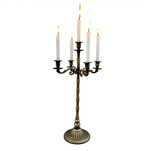 Candelabro de Metal de Diseño Duradero con 5 Brazos, Alto, para Decoración de Mesa, Centro de Mesa, Resistente al Calor, Personalizable, Portavelas - Product Image 1