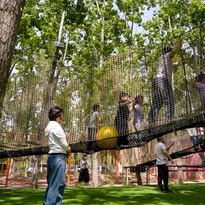 Ropecube - Fabricante de Parques de Juegos con Red de Cuerdas Personalizadas, Pista de Cuerdas de Madera, Equipo de Entretenimiento Comercial para Exteriores - Product Image 5