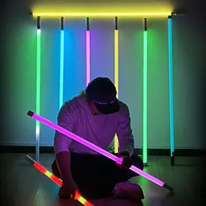 สูงลูเมนเปลี่ยนสี T5 RGB แบบบูรณาการหลอดเดียวนำหลอดไฟพรรคสวนบ้าน