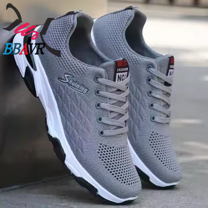 Zapatillas deportivas Yatai para hombre, transpirables, antideslizantes, calzado deportivo para correr. - Product Image 1