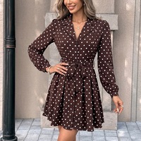 Vêtements en gros, robes longues élégantes à pois pour femmes et mini-robes vintage élégantes pour le bureau