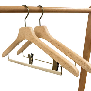 Nhà Máy Bán Biểu Tượng Tùy Chỉnh Móc Kim Loại Đầu Vuông Chống Trượt Clip Sồi Móc Áo Bằng Gỗ Dưới Móc Áo - Product Image 1