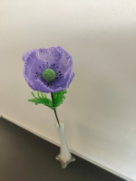 Einzigartige handgewebte Perlenblumen-Kunst mit Farbverlauf in Rosa Lilie für Sammler