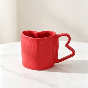 Tasse à café en céramique à haute valeur esthétique, motif cœur de pêche, tasse à latte à motif floral, tasse à eau romantique, cadeau pour fille - Product Image 2