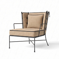 Canapé d'extérieur individuel FERLY de luxe au design italien, fauteuil géométrique élégant à structure en X, mobilier de patio en aluminium fait main