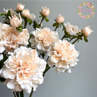 Fleur artificielle en soie pivoine bordeaux à 3 têtes pour la décoration de mariages, de fêtes de famille et du Nouvel An - Vente en gros