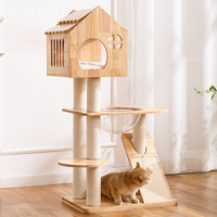 Arbre à chat en bois massif avec lit intégré, design multi-niveaux, poteaux à gratter durables, maison pour chat de style capsule spatiale, simplicité et confort
