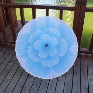 Parapluie droit de style chinois, manche en bois, pliable manuel, en polyester pongé, parasol de mariage artisanal avec fonction d'ouverture - Product Image 4